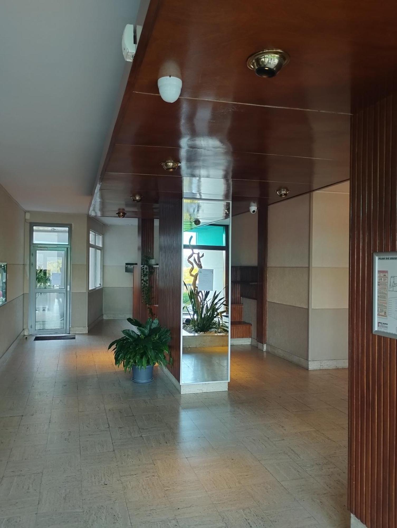 Chambrette Boulevard Des Pyrenees Hypercentre 10M Carre Wc Sur Le Palier, Porte40 بو المظهر الخارجي الصورة